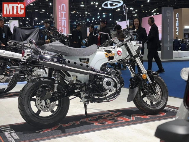 Không cần độ nữa honda dax 125 over racing bản full đồ chơi chính hãng vừa xuất hiện - 4