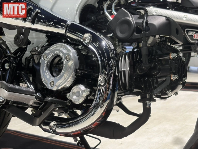 Không cần độ nữa honda dax 125 over racing bản full đồ chơi chính hãng vừa xuất hiện - 10