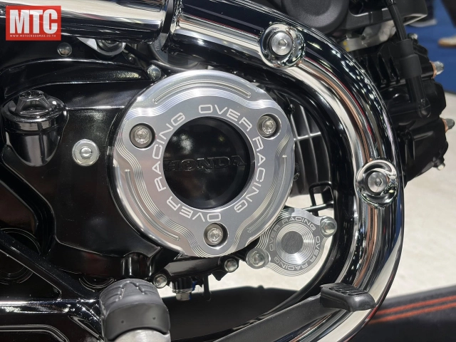 Không cần độ nữa honda dax 125 over racing bản full đồ chơi chính hãng vừa xuất hiện - 11