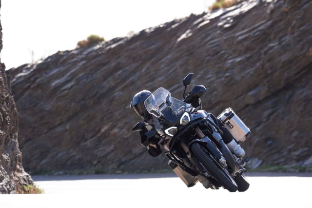 Mv agusta enduro veloce 2026 ra mắt adventure 931cc 124 mã lực trang bị đầy đủ ngay từ hãng - 6