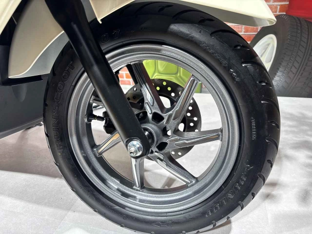 Nay mới có dịp săm soi toàn bộ chi tiết của chiếc xe điện e-address của suzuki - 27