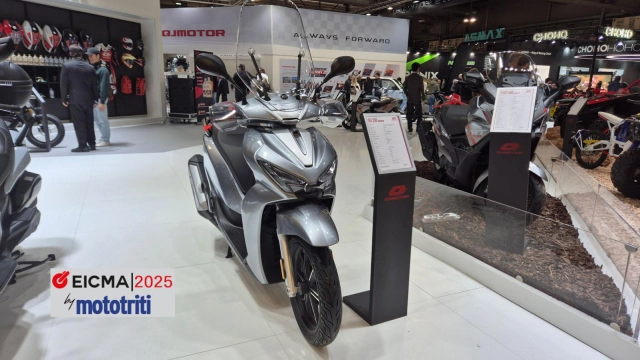 Qjmotor sq 350 kẻ thách thức honda sh350i ngay tại lục địa già với giá bán khoảng 132 triệu đồng - 1