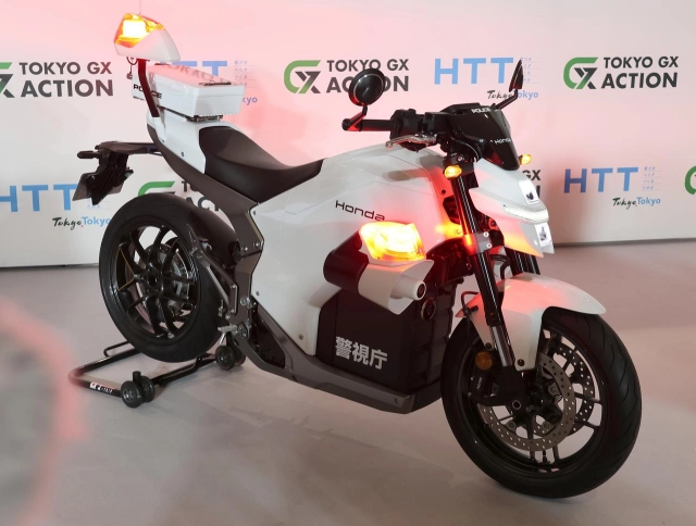 Siêu mô tô điện honda wn7 ra mắt phiên bản xe cảnh sát tại nhật bản - 4