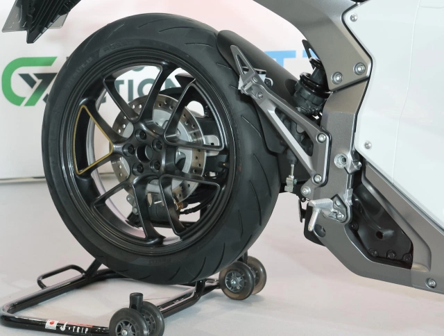 Siêu mô tô điện honda wn7 ra mắt phiên bản xe cảnh sát tại nhật bản - 21