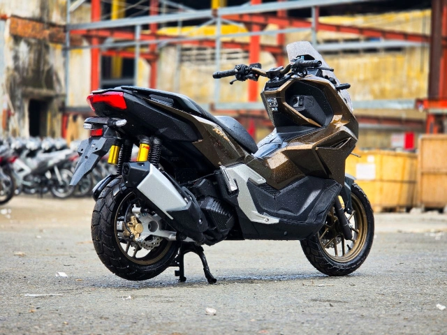 So găng xe tay ga hot nhất 2026 honda adv160 roadsync hay yamaha nmax 155 tech max - 11