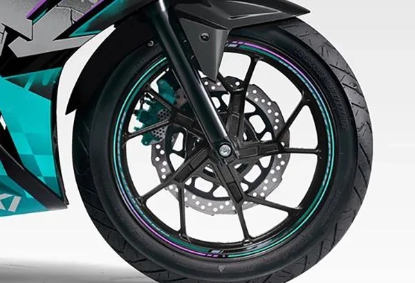 Suzuki bắt tay hololive - gsx250r chihaya remix ra mắt chỉ có 1 chiếc trên đời - 5