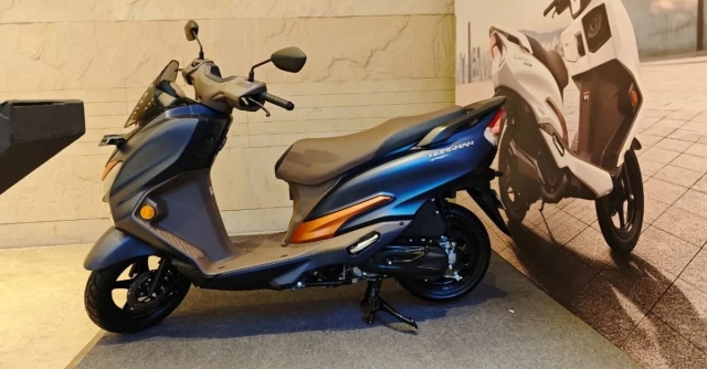 Suzuki burgman street 2026 trình làng lột xác cả về thiết kế lẫn công nghệ - 17