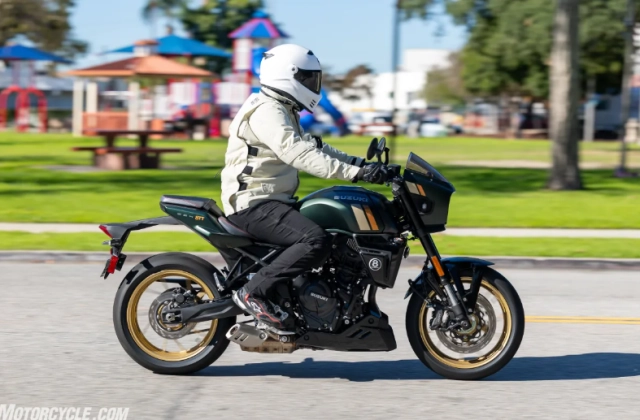 Suzuki gsx-8tt 2026 đẹp thoải mái và vẫn còn vài điều phải lăn tăn - 2