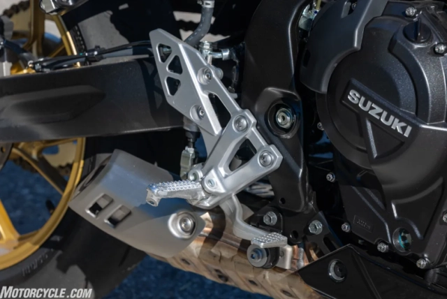 Suzuki gsx-8tt 2026 đẹp thoải mái và vẫn còn vài điều phải lăn tăn - 4