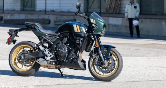 Suzuki gsx-8tt 2026 đẹp thoải mái và vẫn còn vài điều phải lăn tăn - 6