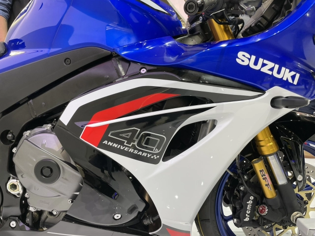Suzuki gsx-r1000r 40 năm không chỉ là kỷ niệm mà là lời tuyên bố trở lại đường đua - 3