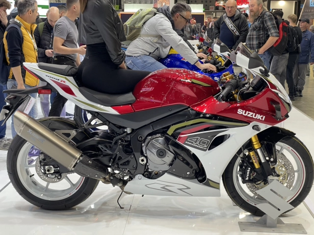 Suzuki gsx-r1000r 40 năm không chỉ là kỷ niệm mà là lời tuyên bố trở lại đường đua - 4