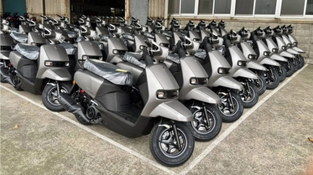 Suzuki sui 125 2026 ra mắt màu mới - xe ga vuông vức độc nhất hoàn thiện bộ sưu tập 7 sắc cầu vồng - 4