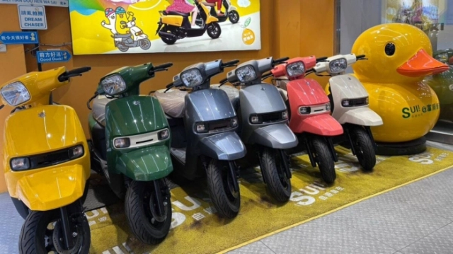 Suzuki sui 125 2026 ra mắt màu mới - xe ga vuông vức độc nhất hoàn thiện bộ sưu tập 7 sắc cầu vồng - 5