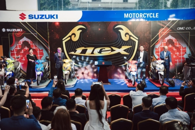 Suzuki trinh làng nex 2026 bên cam với 5 màu mới có giá bán khá cao lên đến 48 triệu đồng - 3