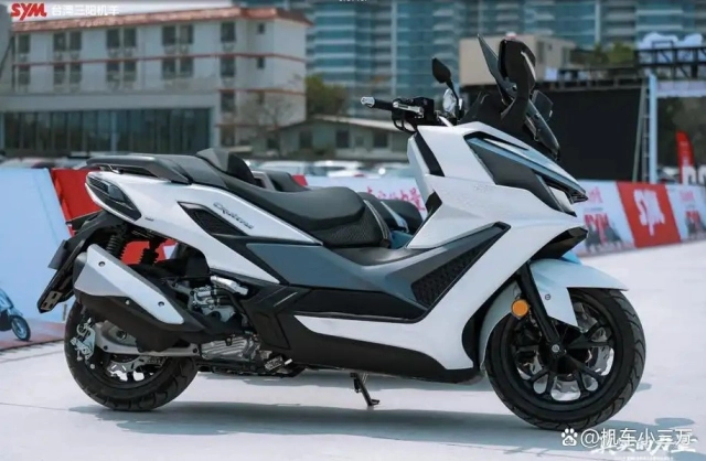 Sym chơi lớn với cruisym 400 2026 imu abs tcs đủ bài nhưng giá chỉ ngang sh350i - 5