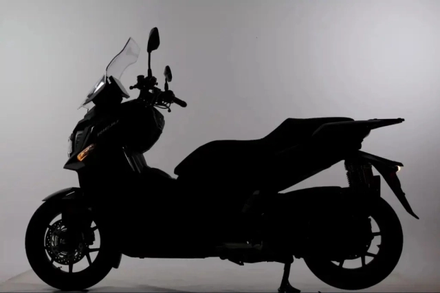 Tân binh xe ga adventure từ tây ban nha rieju x-over 125 và 357 có đủ sức làm khó honda adv - 1
