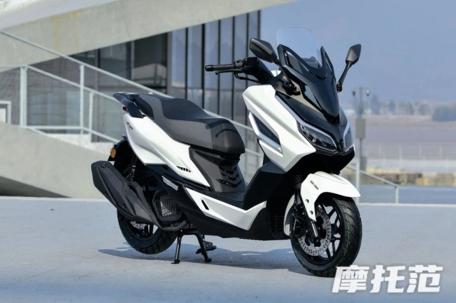 Thiết kế hao hao honda forza bình xăng 175l có abs tcs mà giá chỉ 48 triệu đồng liệu có quá hời - 10