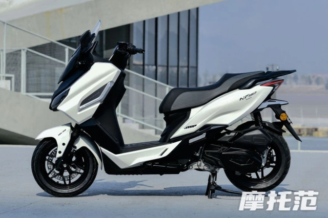 Thiết kế hao hao honda forza bình xăng 175l có abs tcs mà giá chỉ 48 triệu đồng liệu có quá hời - 12