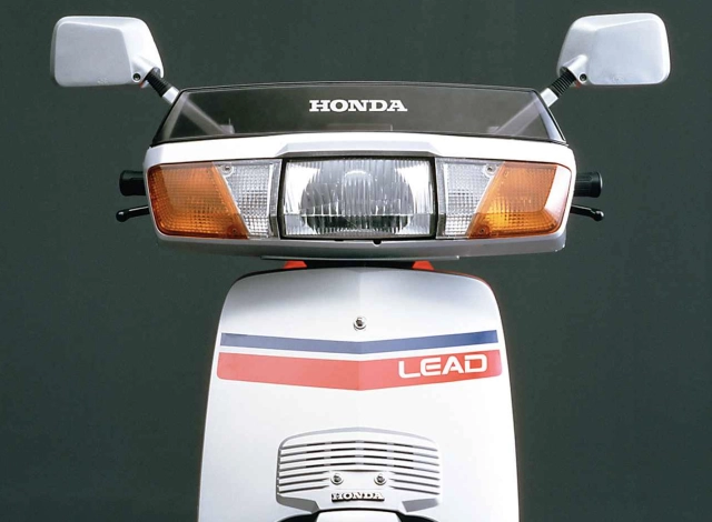 Tiền bối của dòng xe ninja honda lead 125 ra đời vào năm 1982 trông như thế nào - 1