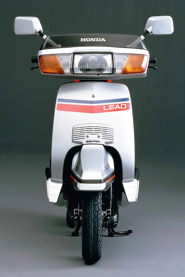 Tiền bối của dòng xe ninja honda lead 125 ra đời vào năm 1982 trông như thế nào - 5