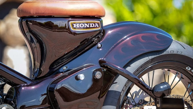 Từ xe đi làm mỗi ngày đến quái vật đường phố - honda cub độ máy yamaha dt250 sẽ như thế nào - 5
