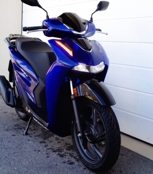 Xe chơi mới cho ae thích sưu tầm - honda sh vetro blue 2026 đang trên đường cập bến nước ta - 3
