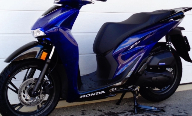 Xe chơi mới cho ae thích sưu tầm - honda sh vetro blue 2026 đang trên đường cập bến nước ta - 4